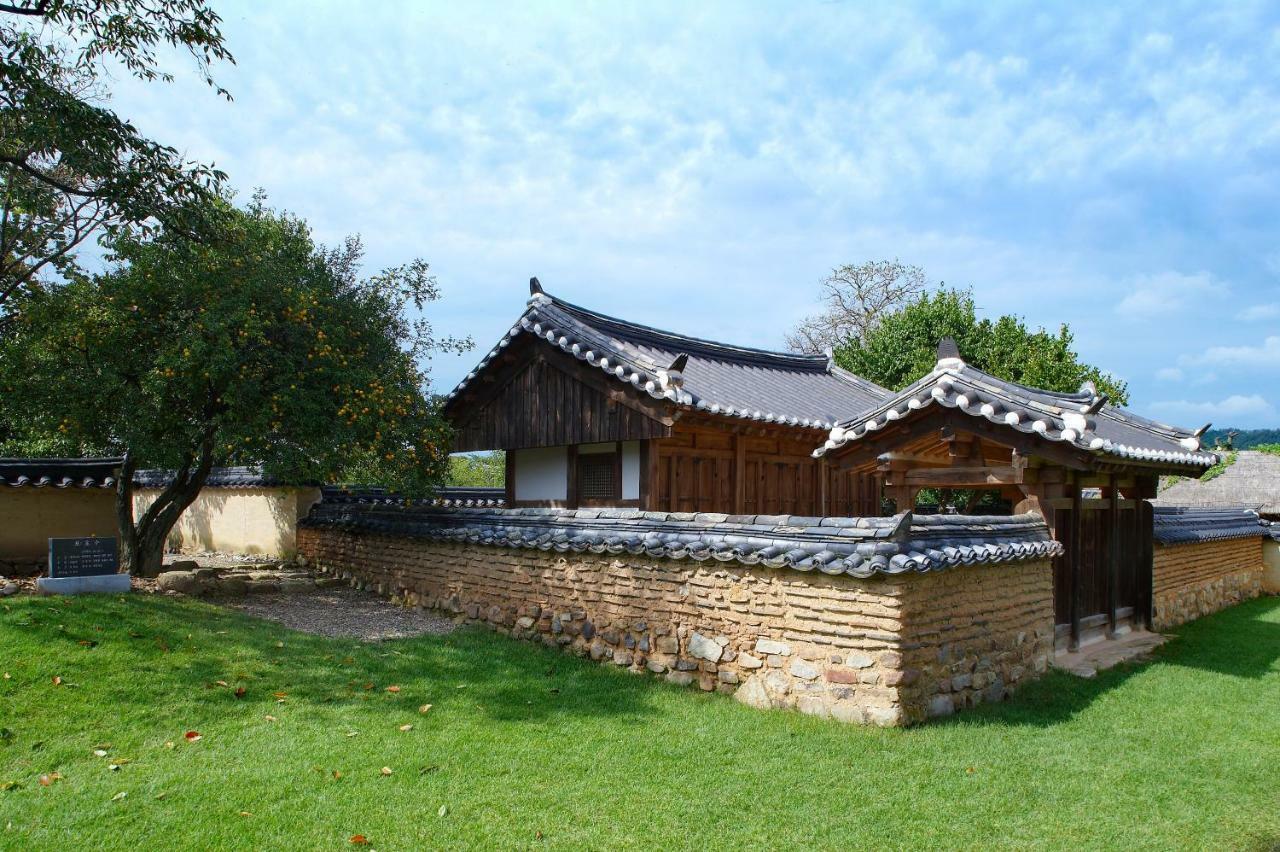 Bukchondaek Bed & Breakfast Andong Eksteriør bilde